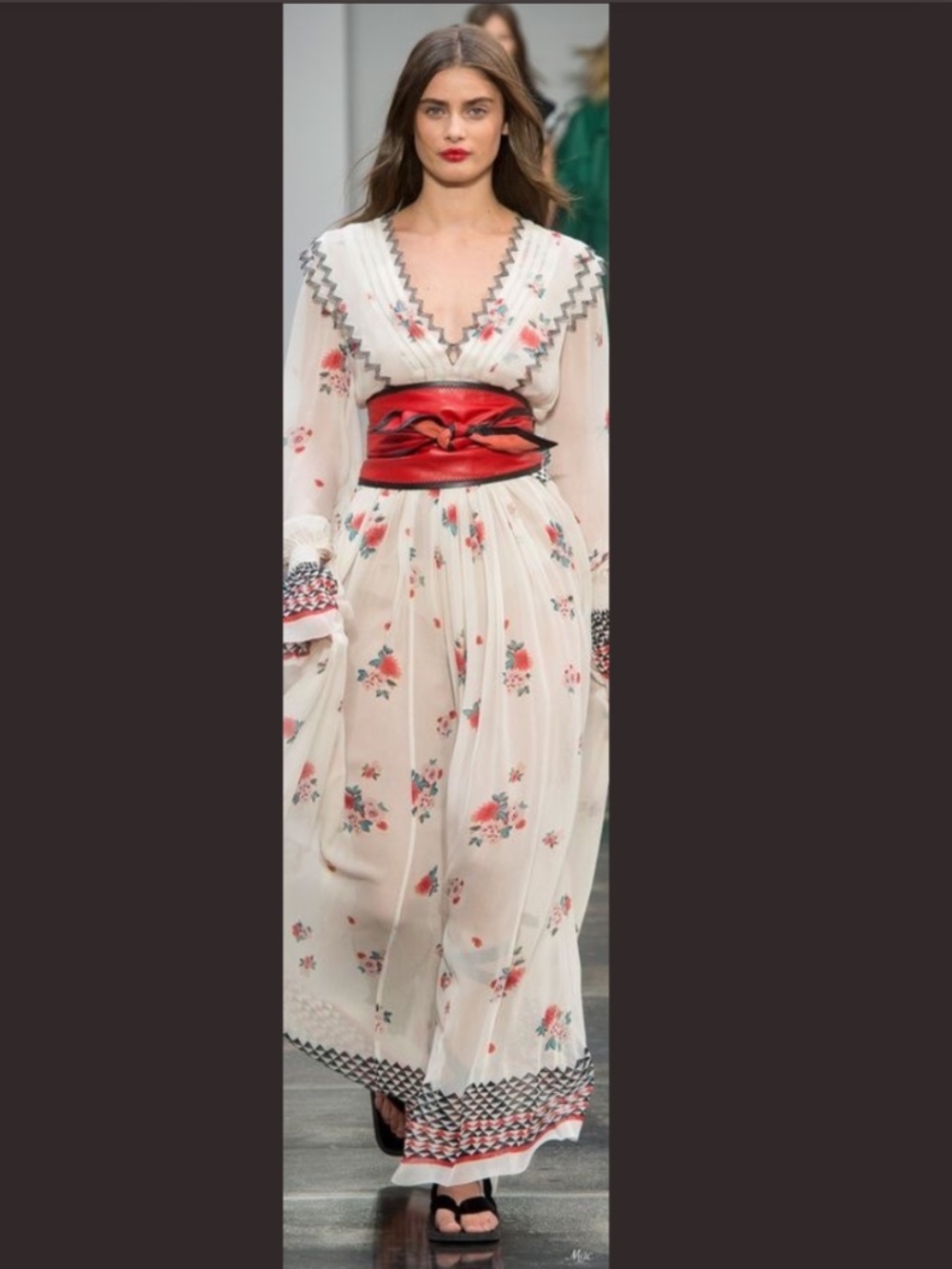 RUNWAY DRESS: Philosophy di Lorenzo Serafini Floral Chiffon Pleated Maxi Dress